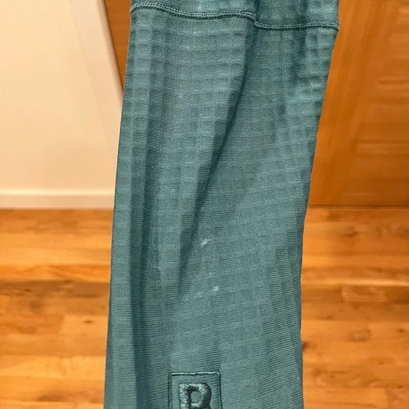 Patagonia® Worn Wear | Womens R1® | Full-Zip Hoody | Medium - Picture 5 of 11